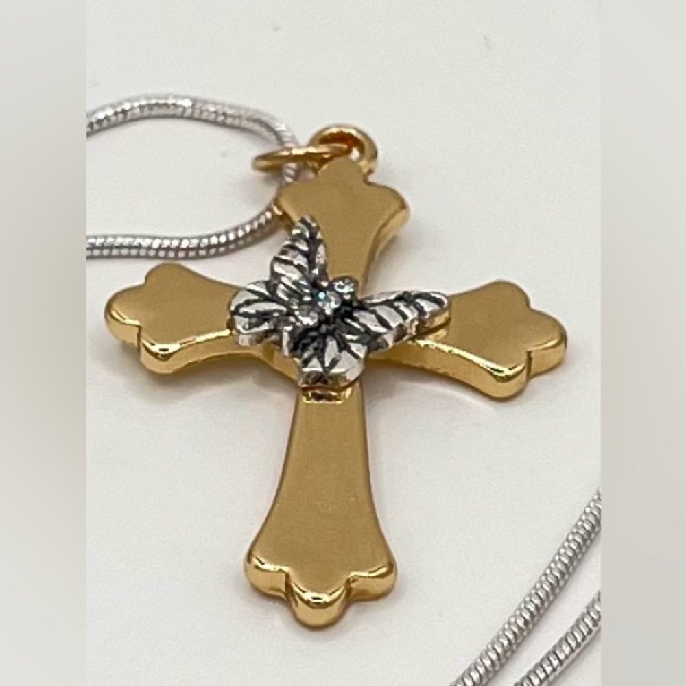 Elegant Gold and Silver Cross Pendant Necklace - Picture 3 of 5